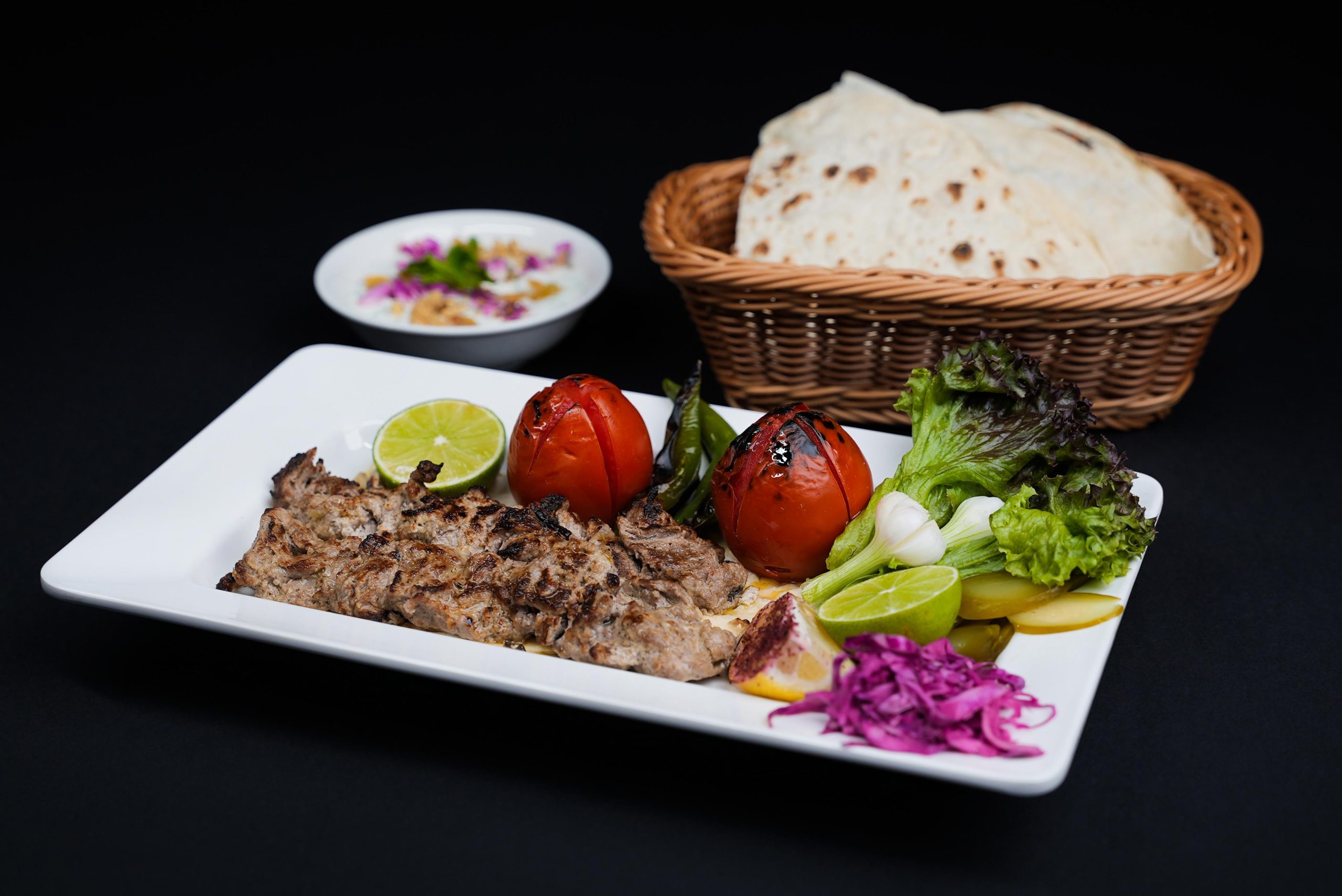 Yogurt Chenjeh | چنجه ماستی